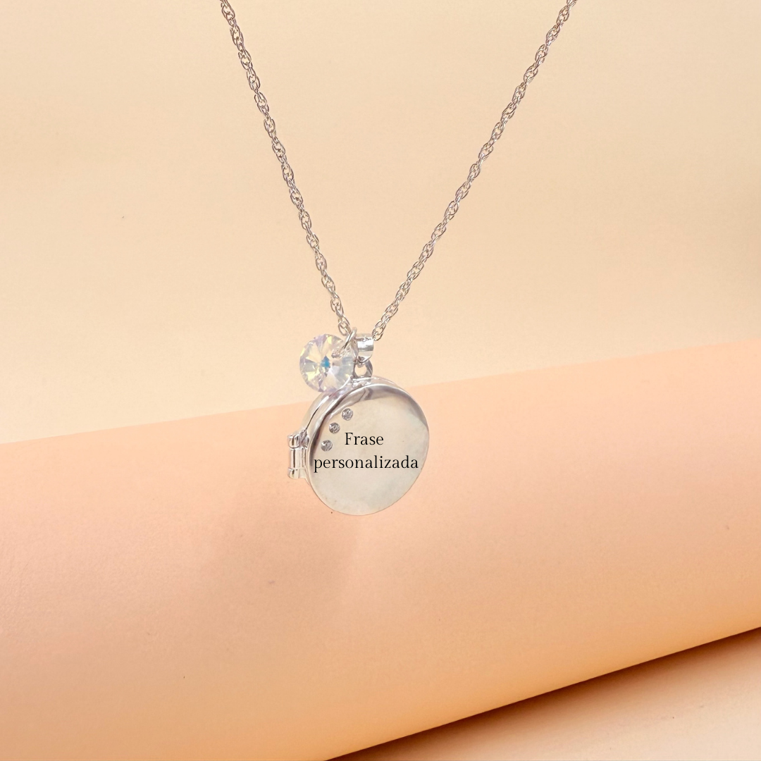 Collar relicario Alma