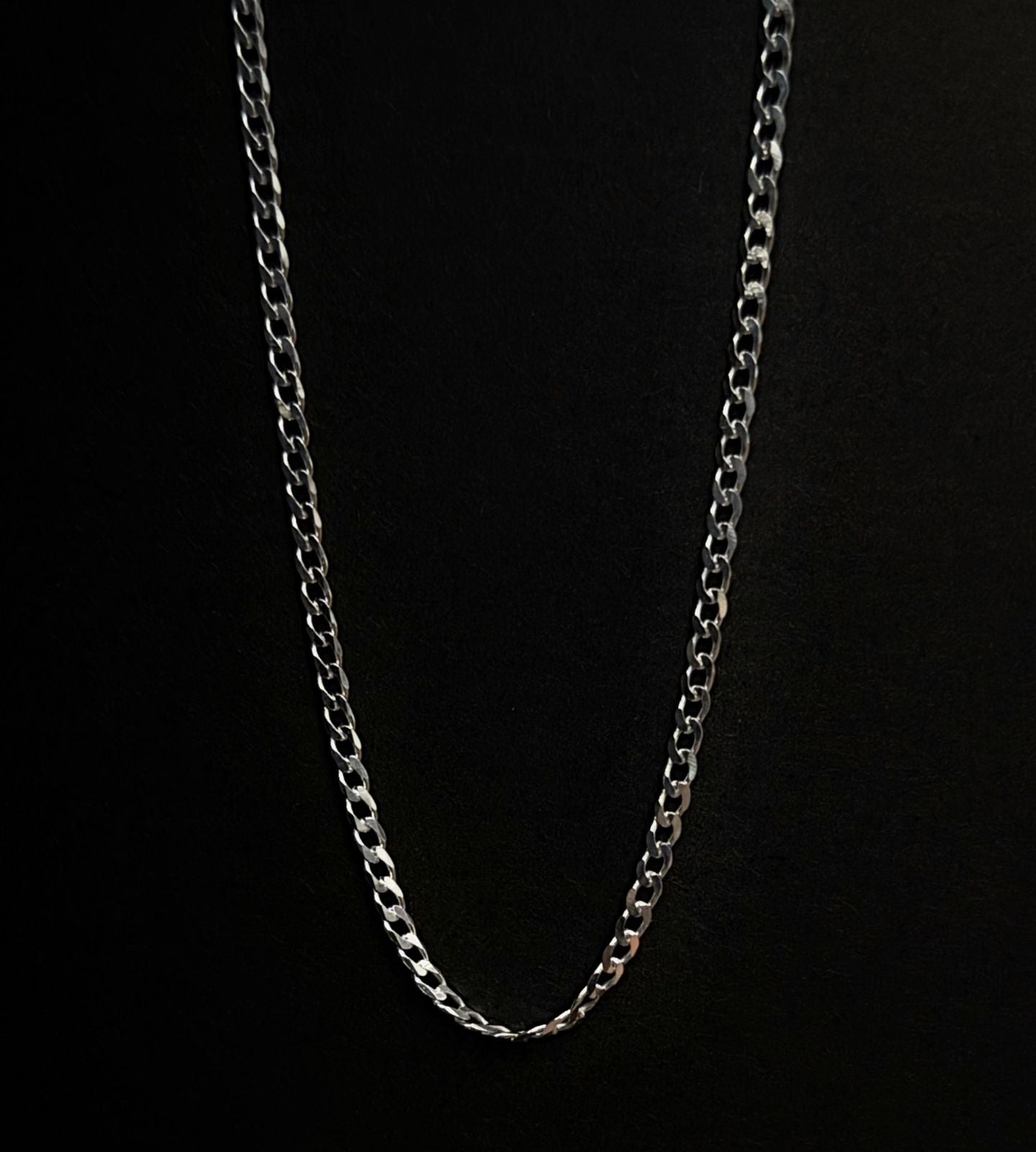 FOTOGRABADO EN PLACA Rectangular Mediana CON CADENA 50cm