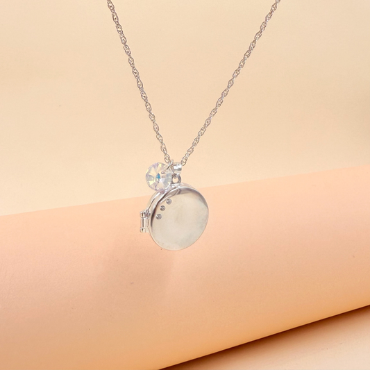Collar relicario Alma